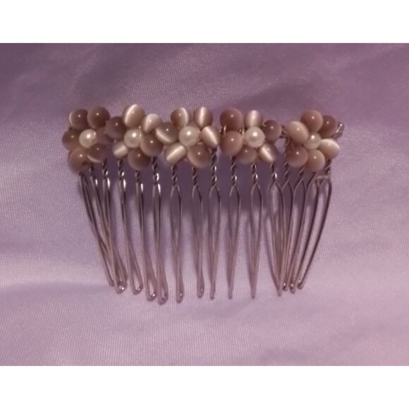 Vintage Faux Pearl & Bead Flower Hair Comb - Picture 1 of 2